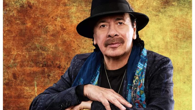 Etats-Unis : après un malaise en plein concert, la légende Carlos Santana « va mieux »